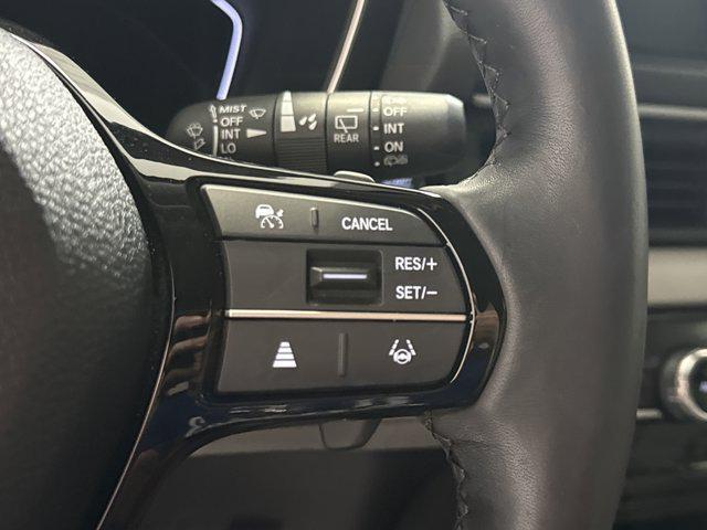 used 2025 Honda Pilot car, priced at $42,230