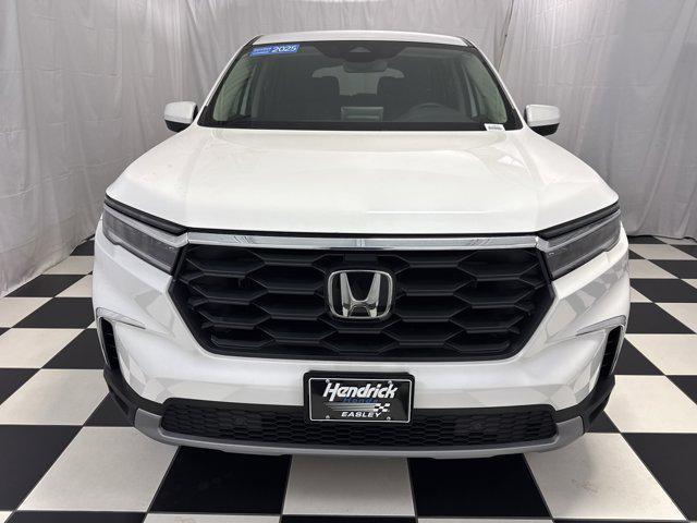 used 2025 Honda Pilot car, priced at $42,812