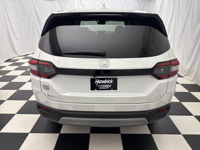 used 2025 Honda Pilot car, priced at $42,812