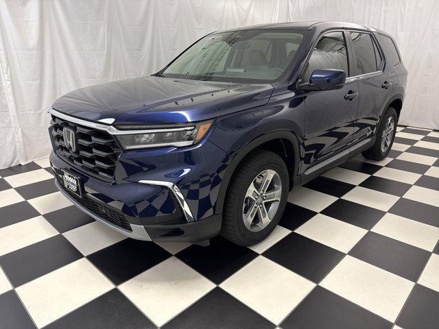 new 2025 Honda Pilot car, priced at $42,414