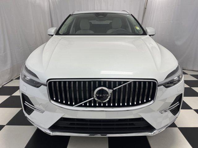 used 2022 Volvo XC60 car, priced at $34,923