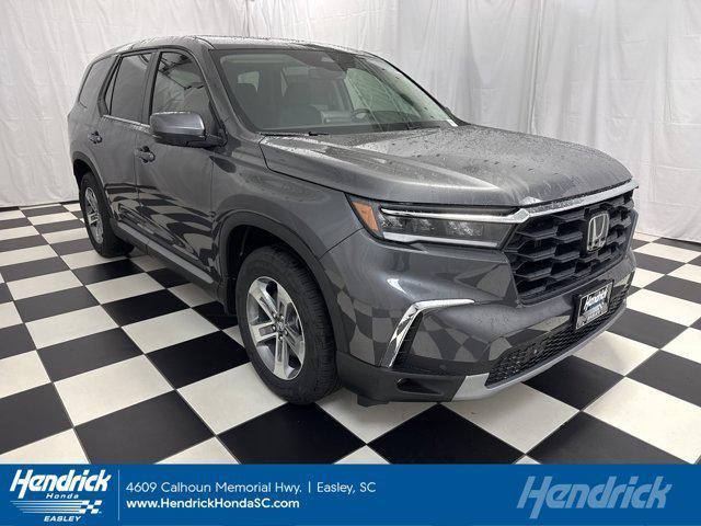 new 2025 Honda Pilot car, priced at $42,414