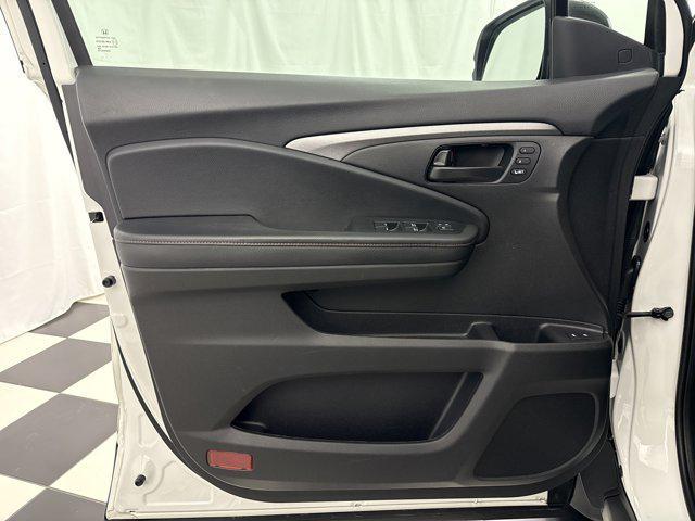 used 2022 Honda Passport car, priced at $33,977