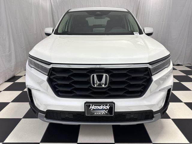 new 2025 Honda Pilot car, priced at $45,358