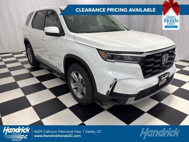 new 2025 Honda Pilot car, priced at $45,358