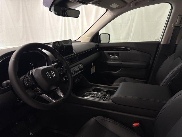 new 2025 Honda Pilot car, priced at $44,811