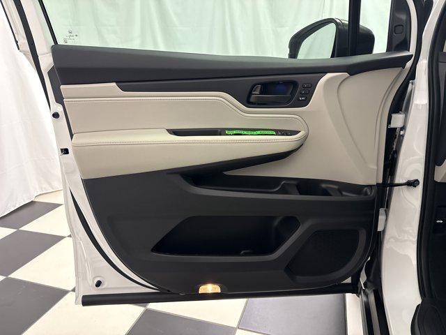 new 2026 Honda Odyssey car, priced at $42,180