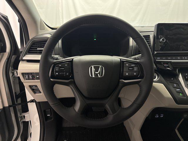 new 2026 Honda Odyssey car, priced at $42,180