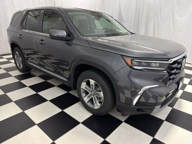 new 2025 Honda Pilot car, priced at $44,931