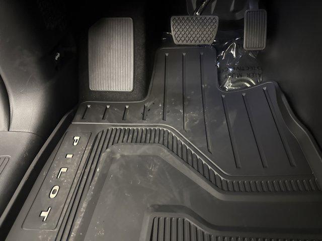 new 2025 Honda Pilot car, priced at $45,880