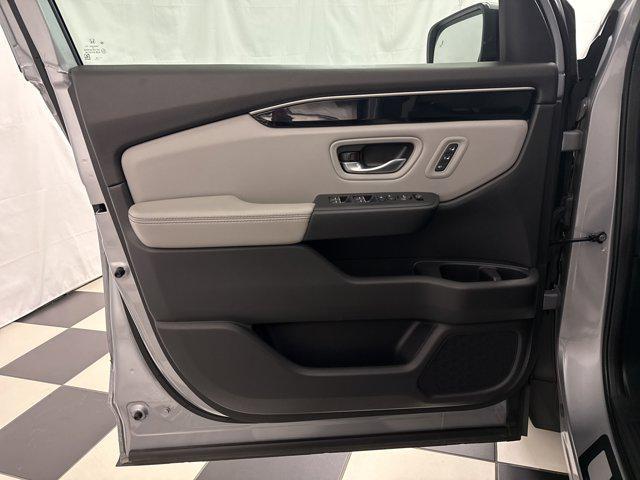 used 2024 Honda Pilot car, priced at $39,224