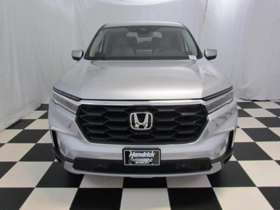 new 2025 Honda Pilot car, priced at $44,595