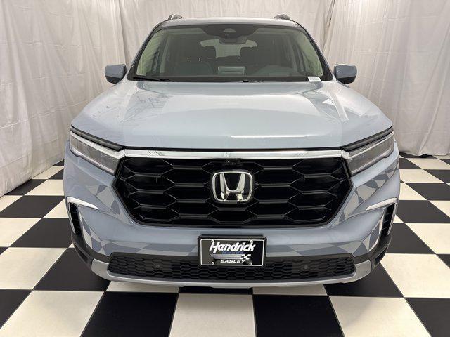 new 2025 Honda Pilot car, priced at $51,765