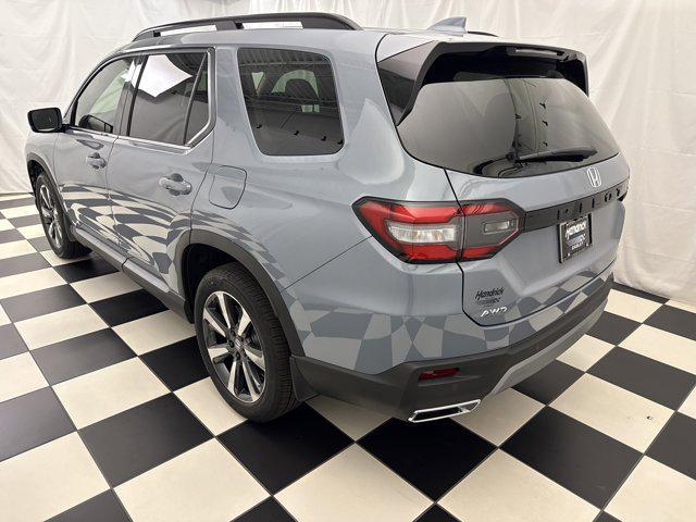 new 2025 Honda Pilot car, priced at $51,765
