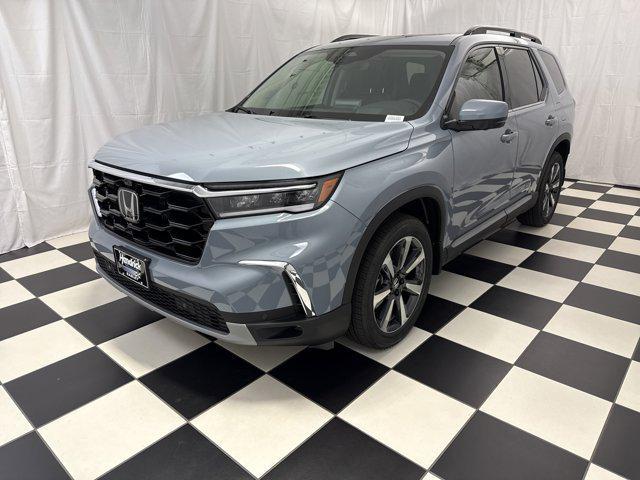 new 2025 Honda Pilot car, priced at $51,765