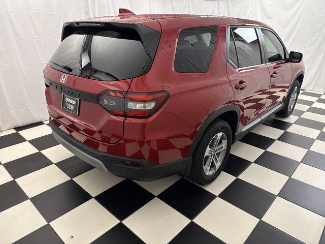 new 2025 Honda Pilot car, priced at $43,388