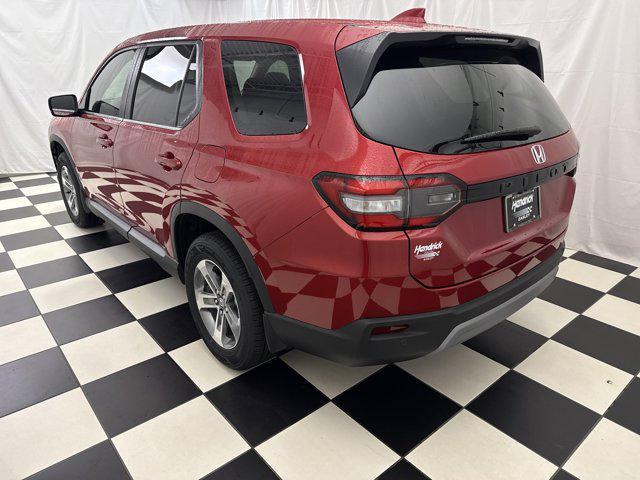 new 2025 Honda Pilot car, priced at $43,388