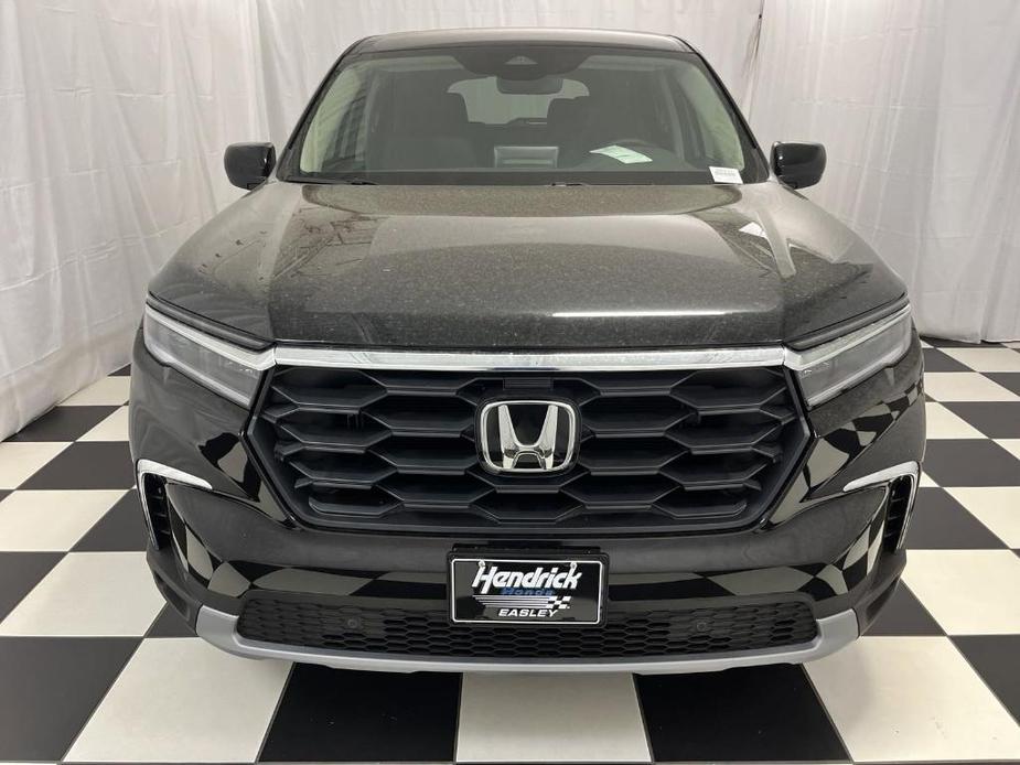 new 2025 Honda Pilot car, priced at $49,045