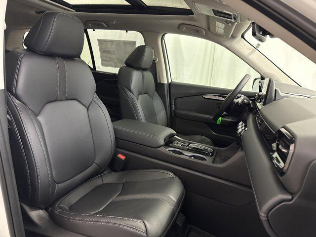 new 2025 Honda Pilot car, priced at $45,880