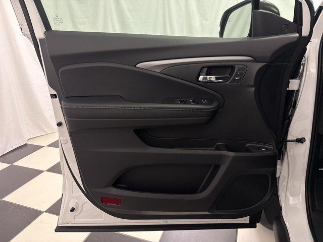 new 2025 Honda Ridgeline car, priced at $42,308