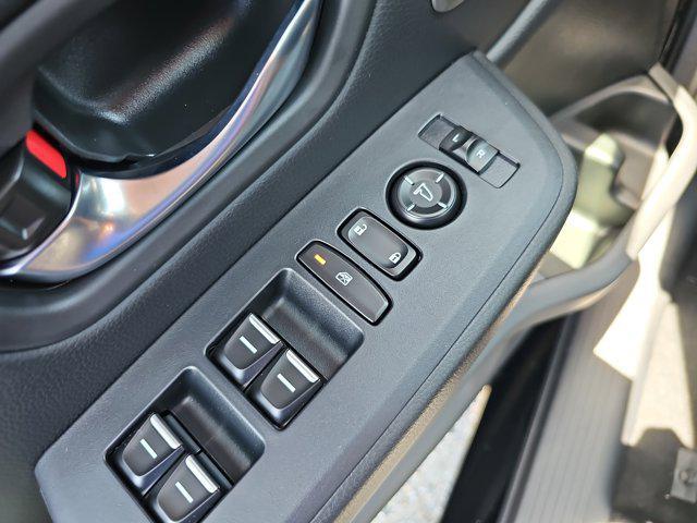 new 2025 Honda Pilot car, priced at $48,950