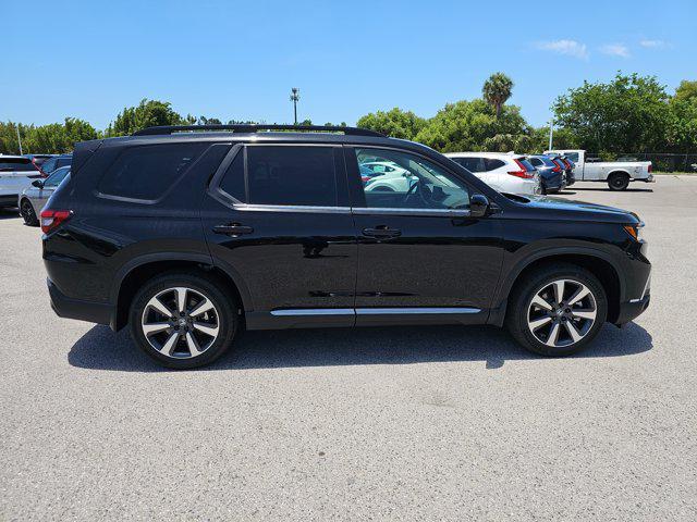 new 2025 Honda Pilot car, priced at $48,950
