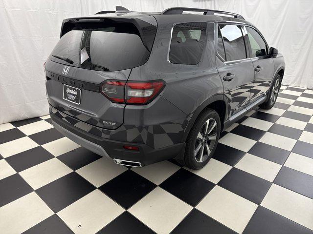 new 2025 Honda Pilot car, priced at $51,292