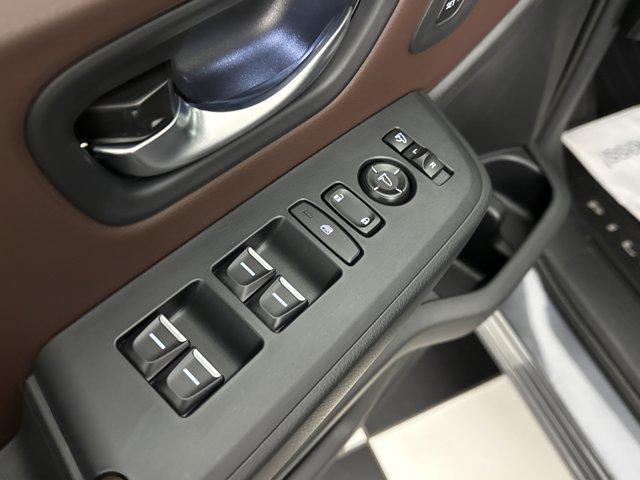 new 2025 Honda Pilot car, priced at $51,292