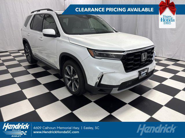 new 2025 Honda Pilot car, priced at $48,251