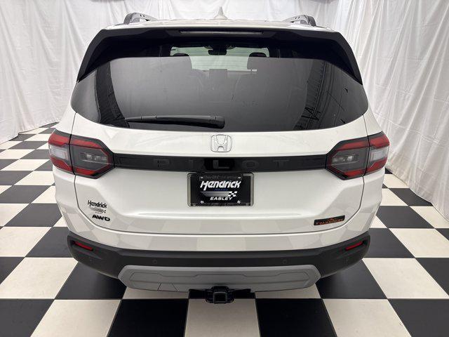 new 2025 Honda Pilot car, priced at $48,375