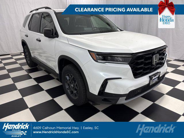 new 2025 Honda Pilot car, priced at $48,375