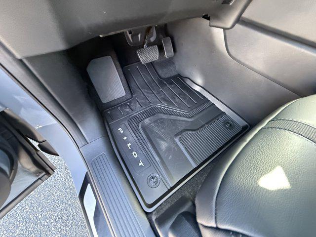 new 2025 Honda Pilot car, priced at $48,366