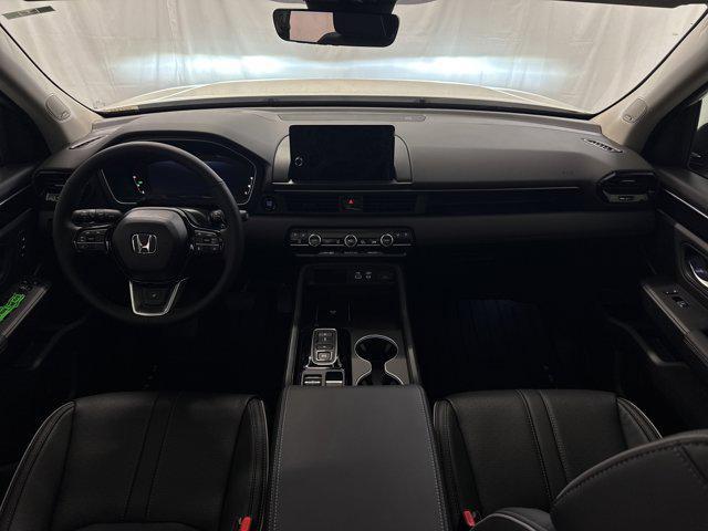 new 2025 Honda Pilot car, priced at $50,765