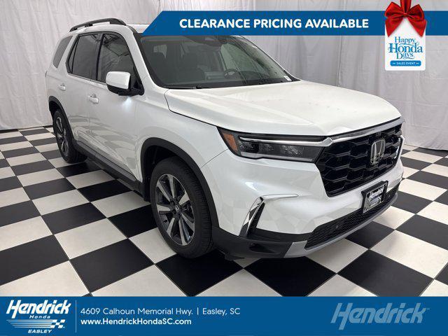 new 2025 Honda Pilot car, priced at $50,765