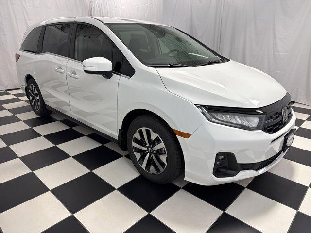 new 2026 Honda Odyssey car, priced at $42,180