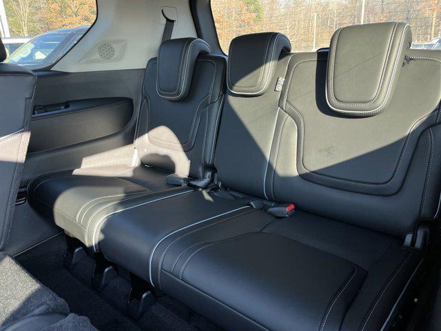 new 2025 INFINITI QX80 car, priced at $94,200