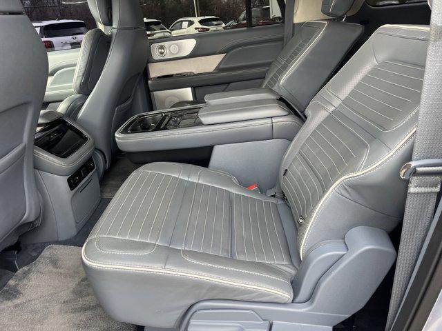 used 2022 Lincoln Navigator car