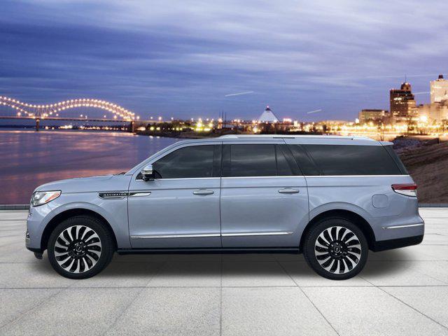 used 2022 Lincoln Navigator car