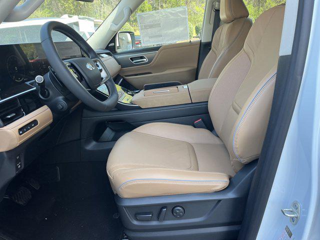 new 2025 INFINITI QX80 car, priced at $92,000