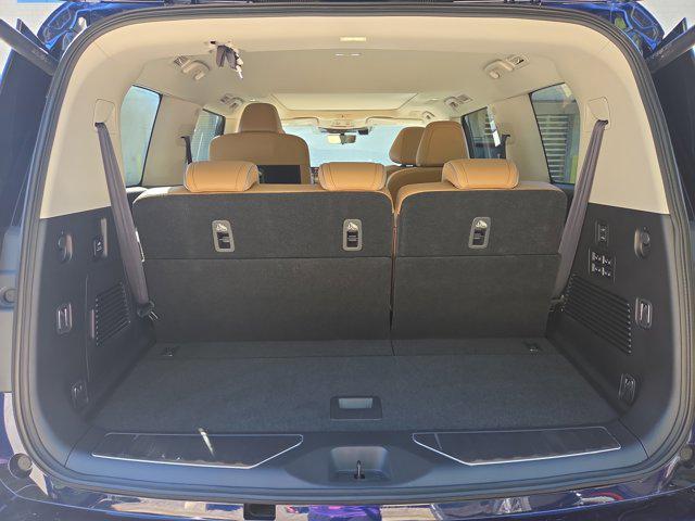 new 2025 INFINITI QX80 car, priced at $82,000