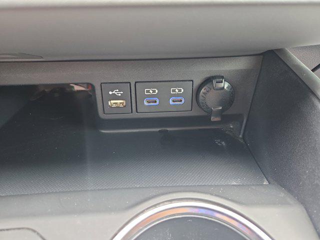 used 2022 Toyota Highlander Hybrid car, priced at $36,991