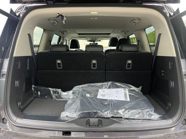 new 2025 INFINITI QX80 car, priced at $82,140