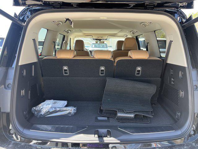 new 2025 INFINITI QX80 car, priced at $92,200