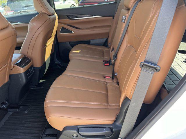 used 2023 INFINITI QX60 car