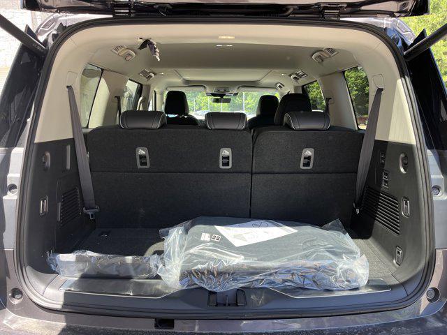 new 2025 INFINITI QX80 car, priced at $90,295