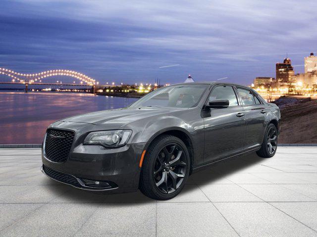 used 2023 Chrysler 300 car