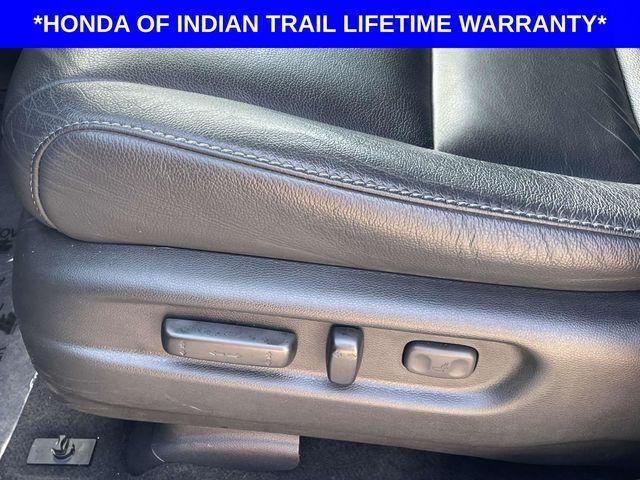 used 2022 Honda Pilot car, priced at $31,359