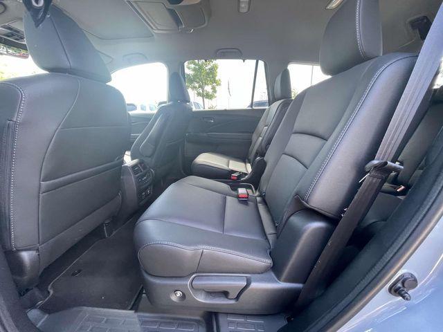 used 2022 Honda Pilot car, priced at $33,912