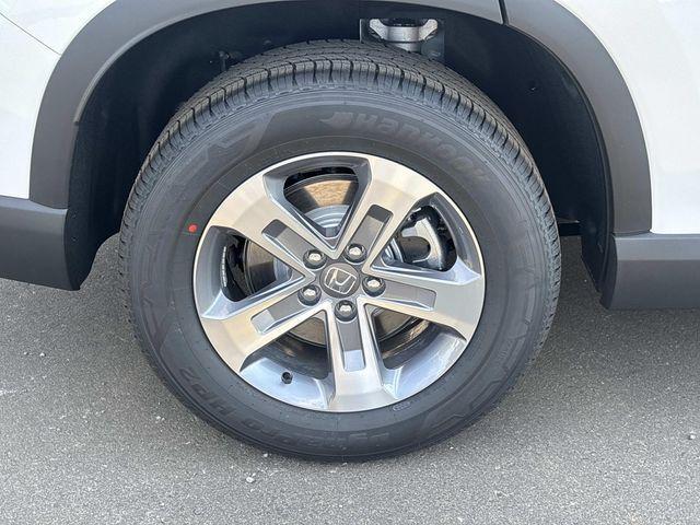 new 2025 Honda Pilot car, priced at $43,387