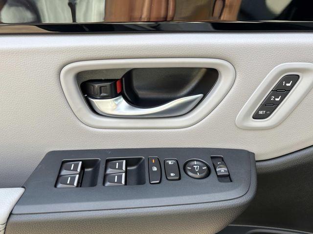 new 2025 Honda Pilot car, priced at $43,387